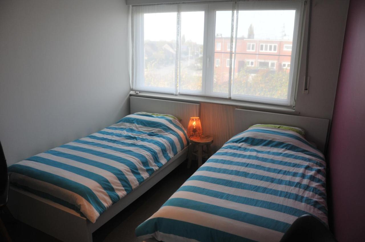 At Number 1 Bed & Breakfast Rumst Ngoại thất bức ảnh